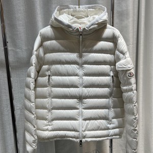 몽클레어 MONCLER 남자 패딩