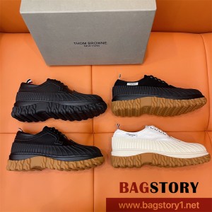 톰브라운 THOM BROWNE 남자 구두 로퍼