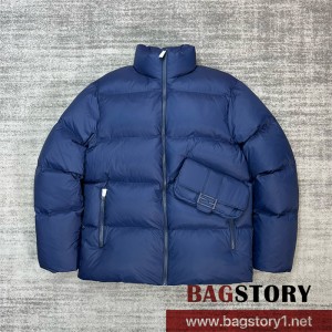 펜디 FENDI 신상  패딩 남여공용