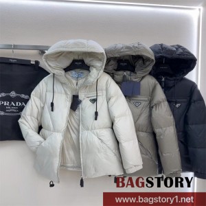 프라다 PRADA 패딩