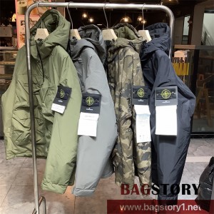 스톤아일랜드 STONE ISLAND  패딩