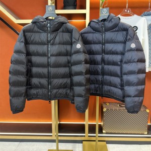 몽클레어 MONCLER 패딩