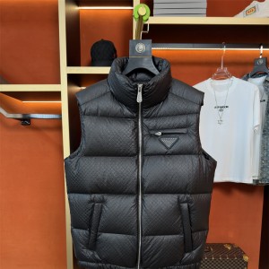 프라다 PRADA 패딩 조끼