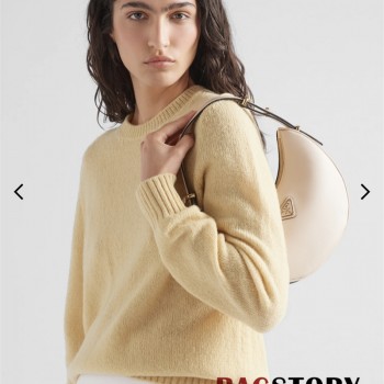 프라다 PRADA 신상 삼각로고 여성 숄더백 호보백 1BC194