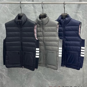 톰브라운 THOM BROWNE 패딩 조끼