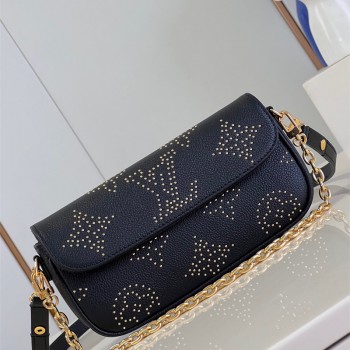 루이비통 Louis Vuitton 월릿 온 체인 아이비 M82210