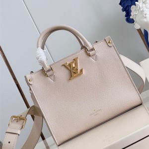 루이비통 Louis Vuitton 신상 락 & 고 토트백 M22311
