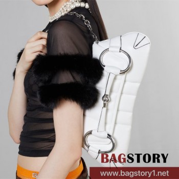 구찌 GUCCI 홀스빗 체인 미디움 숄더백 764255