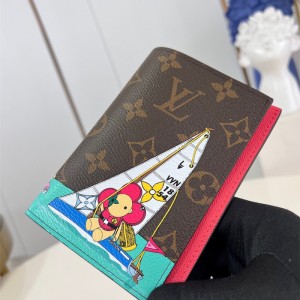 루이비통 Louis Vuitton 패스포트 커버 여권지갑 M82625