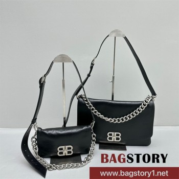 발렌시아가 BALENCIAGA  여성 BB SOFT 스몰 플랩 백 블랙
