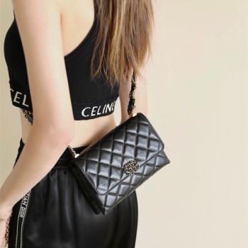 샤넬 CHANEL 신상 23k 19플랩백