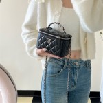 샤넬 CHANEL 탐핸들 코스메틱 케이스