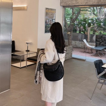 보테가베네타 제멜리 신상백 호보백 미디움 764281