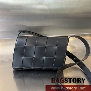 보테가베네타 BV 인트레치아 카세트백