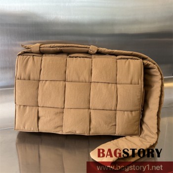 보테가베네타 패딩 테크 카세트백  70529