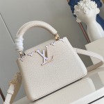루이비통 Louis Vuitton 카퓌신미니 21CM
