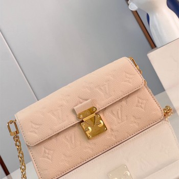 루이비통 Louis Vuitton 월릿 온 체인 메티스 크로스백 M82637