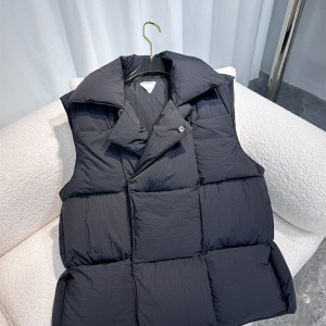 보테가베네타 BV 패딩 조끼