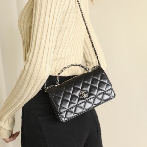 샤넬 CHANEL 신상 23k 체인 크로스백 미니