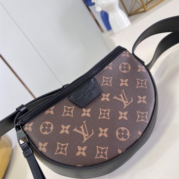루이비통 Louis Vuitton LV 문 크로스바디백 M23835