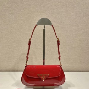 프라다 PRADA 신상 브러쉬드 가죽 숄더백 1BD345