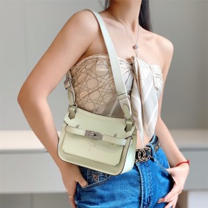 에르메스 HERMES 집시에르 JYPSIERE 크로스백 swift가죽