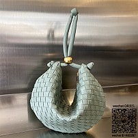 보테가베네타 인트레치아토 파우치 토트백 701024