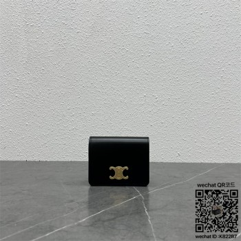 셀린느 CELINE 트리옹프 컴팩트 지갑 - 트리옹프 캔버스 탠 반지갑 101622