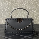 발렌티노 Valentino  가라바니  락스터드23 토트백