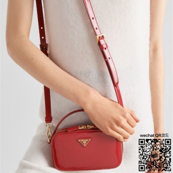 프라다 PRADA 페이턴트 가죽 미니 백 1BH206