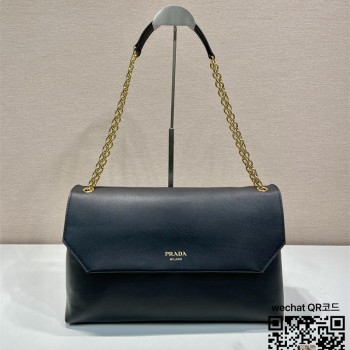 프라다 PRADA  신상 체인 크로스백  1BD068