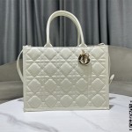 디올 DIOR 신상 레이디 토트백 36cm