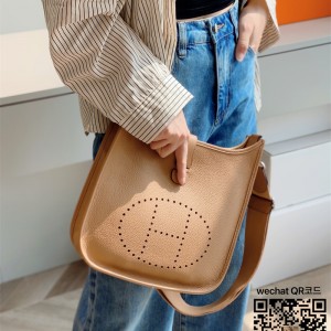에르메스 HERMES  에블린 토고가죽 TOGO   29Cm