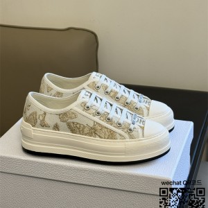 디올 DIOR 자수 스니커즈 운동화 신발 여성용
