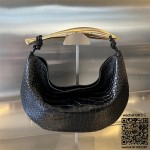 보테가베네타 BOTTEGA VENETA 사르딘 탑 핸들백 미디움 776768