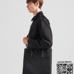 프라다 PRADA 신상  리나일론 및 브러쉬드 가죽 토트백 2VG115