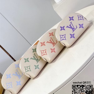 루이비통 Louis Vuitton 포쉐트 코스메티크 PM  M24378