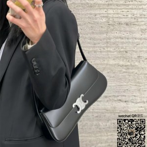 셀린느 CELINE 미디엄 롤라백  115533