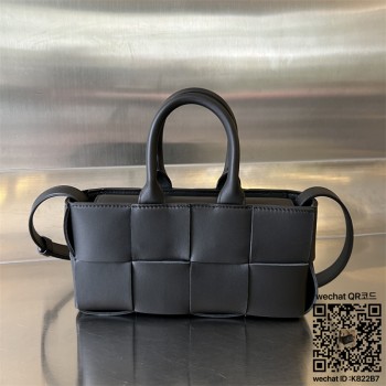 보테가베네타 BV 미니 아르코 토트백 22cm