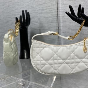 디올 DIOR 신상 라운지백
