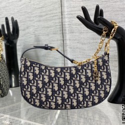 디올 DIOR 신상 라운지백