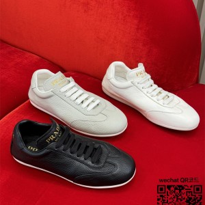 프라다 PRADA 스니커즈 운동화 신발 여성용