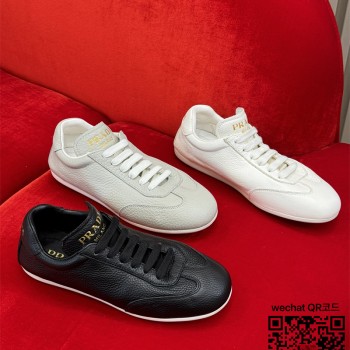 프라다 PRADA 스니커즈 운동화 신발 여성용