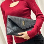 입생로랑 YSL 생로랑 라지 카산드르 엔벨로프 클러치 769307