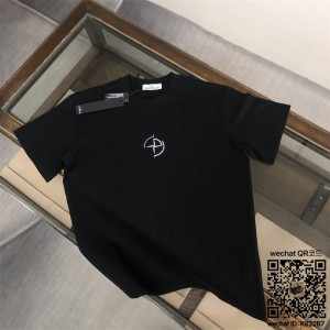 스톤아일랜드 STONE ISLAND  반팔티 남여공용