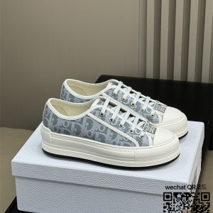 디올 DIOR 자수 스니커즈 운동화 신발 여성용