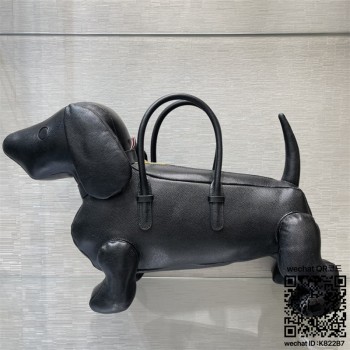 톰브라운 THOM BROWNE  강아지백