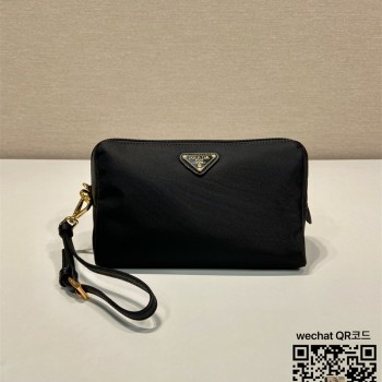 프라다 PRADA 나일론 파우치백 1NS693