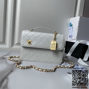 샤넬 CHANEL 램스킨 박스 핸들백 토트백 AS6025