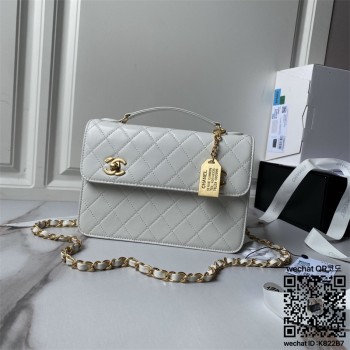 샤넬 CHANEL 램스킨 박스 핸들백 토트백 AS6025